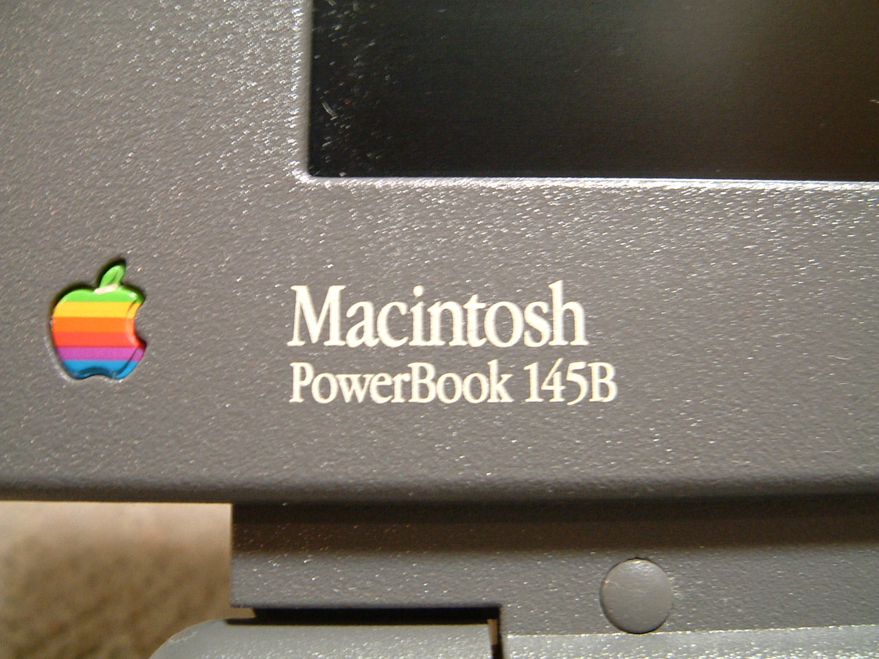 Macintosh PowerBook 145B